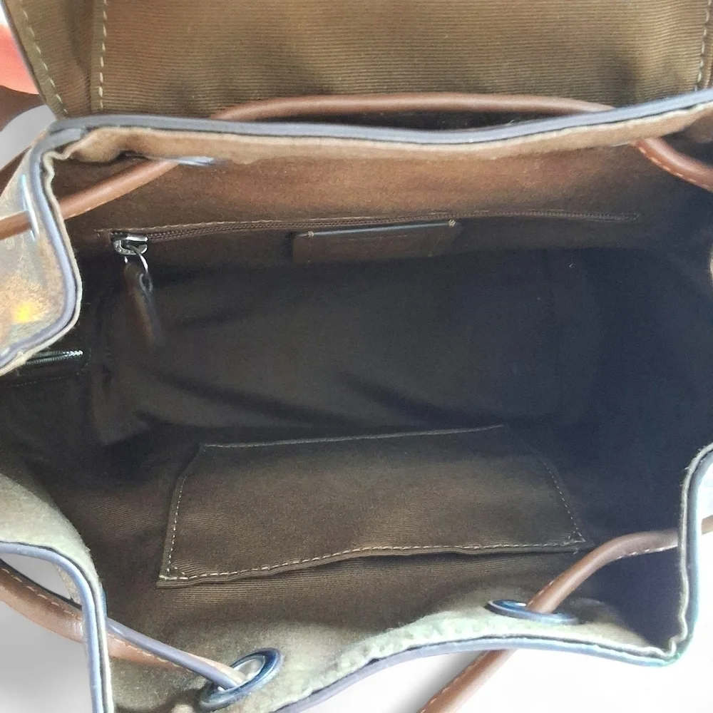 Coach Signature Sierra Drawstring Backpack Khaki/Saddle EUC